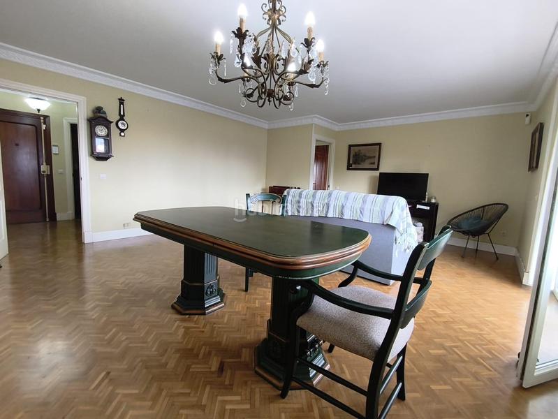 Foto 4d6b26d6-ea9c-43eb-85a5-be823089a685. Pis amb aparcament piscina a Casco Antiguo Algeciras