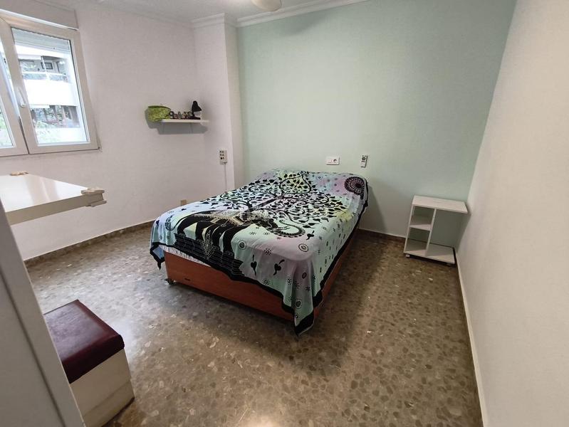 Foto eac7ea8d-58ad-45fc-a874-0c7021c280d0. Pis amb aparcament piscina a Casco Antiguo Algeciras