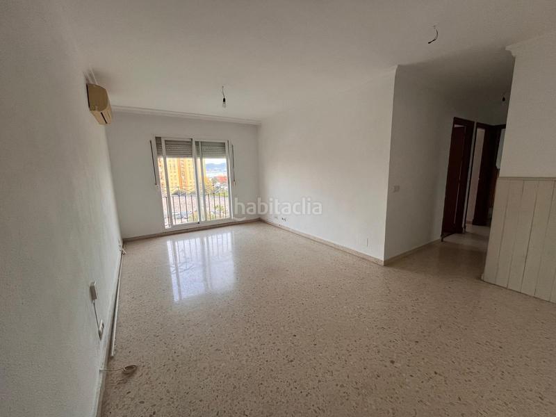 Foto 9266f939-0039-4202-86a1-00ad055a84c5. Piso  en venta ! en La Reconquista - El Rosario Algeciras
