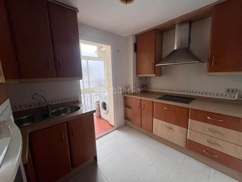 Foto b5b25ccb-bbd9-4b1d-a472-530a6c696c2a. Piso  en venta ! en La Reconquista - El Rosario Algeciras