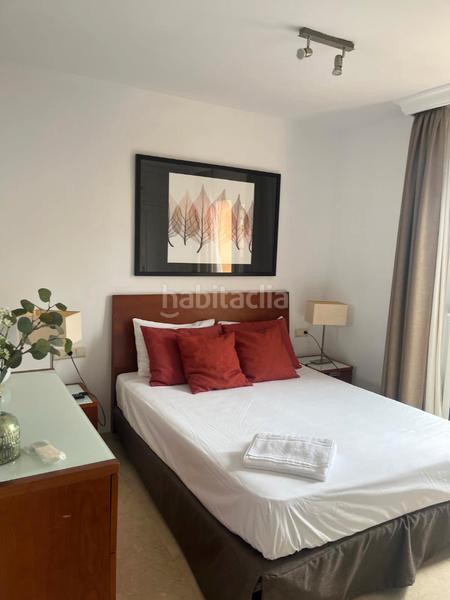 Foto c697ad2a-3573-48f1-8874-546f063bf925. Lloguer casa adossada amb aparcament piscina a Castillo Sohail - Myramar Fuengirola
