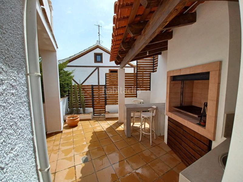 Foto 1f2abc4e-04a1-44d3-9798-c6b0da9c0083. Rent chalet with fireplace parking pool in El Faro de Calaburra - Chaparral Mijas