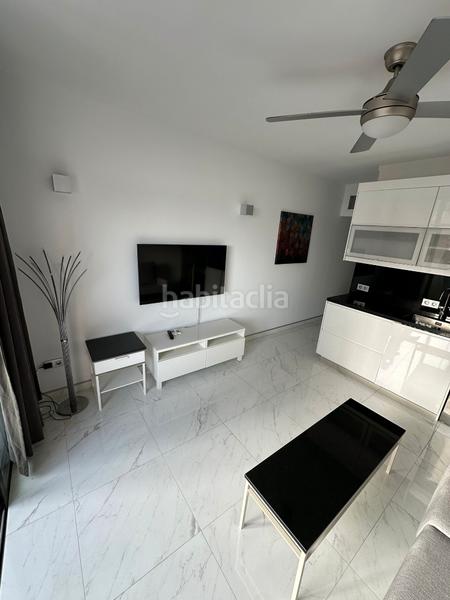 Foto cc56fb99-8f34-4120-989b-8b86c0e120b0. Alquiler apartamento larga temporada con gastos incluidos en Fuengirola
