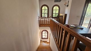Lloguer Casa adossada en Los Pacos. En la parte baja de los pacos gran chalet en alquiler para larga