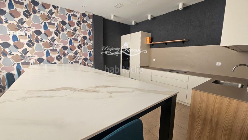 Foto 9d57a7a1-eea7-4e83-b466-f3dbd1e5be70. Rent flat with parking pool in Puerto Deportivo Fuengirola