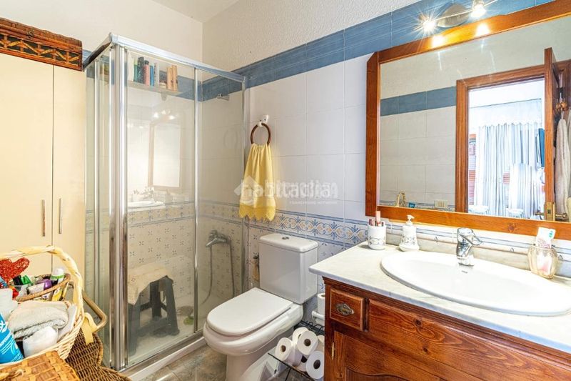 Foto c9324568-6eb3-4a75-8fa3-f0507b0cca20. Etagenwohnung mit pool in Los Cristianos Arona