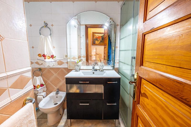 Foto dfaa4cc1-4190-42e0-8dd0-6588e7ef8d72. Etagenwohnung mit pool in Los Cristianos Arona