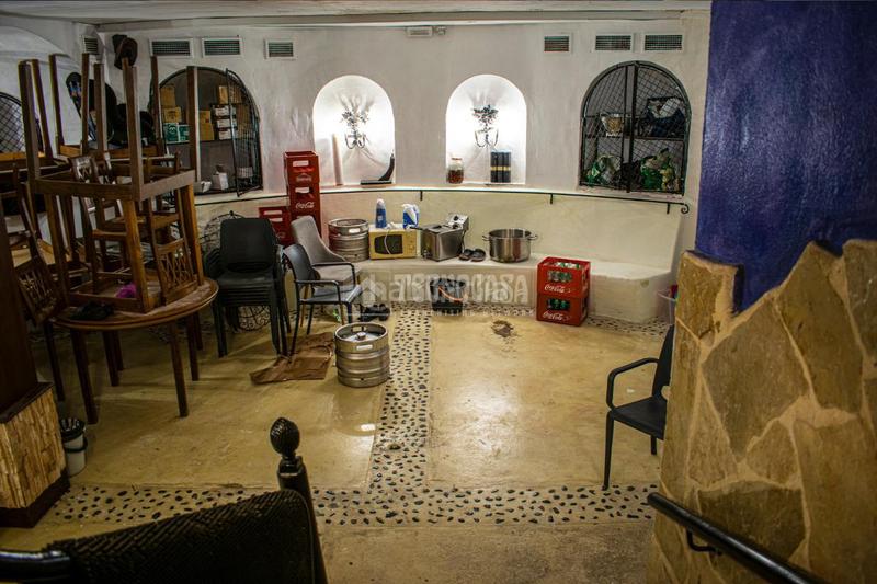 Foto 28cdc888-3e8f-4aec-8446-aa472bff8e9a. Local comercial a Playa de las Américas Arona