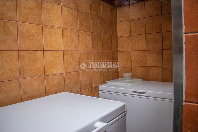 Foto 6aafbfda-3009-4178-9c42-f42b13e7ab4b. Local comercial a Playa de las Américas Arona