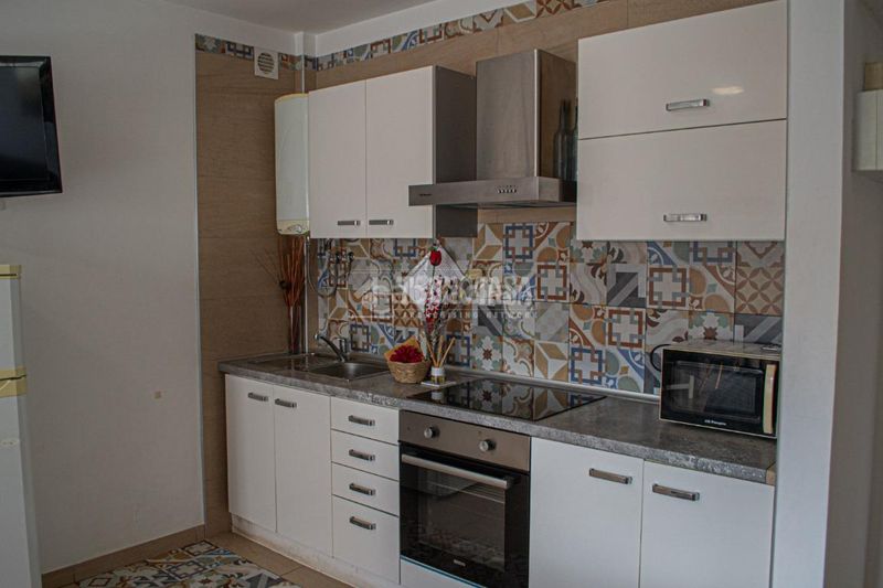 Foto 9bbebed6-f211-4461-aee3-bd7332dfba13. Pis amb piscina a Los Cristianos Arona