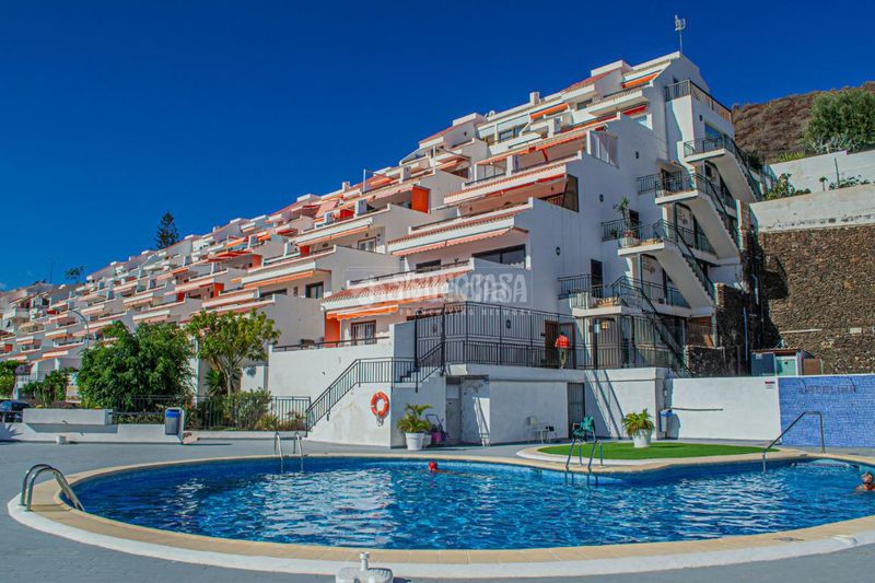 Foto ac4565e5-886a-4eec-8fe3-a57412f72ee1. Pis amb piscina a Los Cristianos Arona