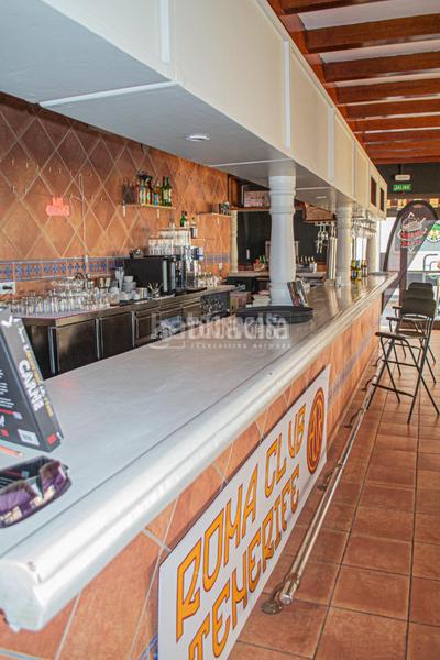 Foto 5a2ce178-e5ac-4a50-85bc-2b38dd19f5a8. Local comercial a Los Cristianos Arona