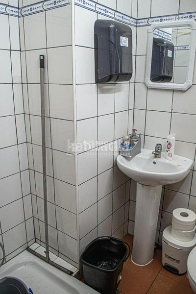 Foto a5623933-754f-4329-908b-cd09ca400df8. Local comercial a Los Cristianos Arona