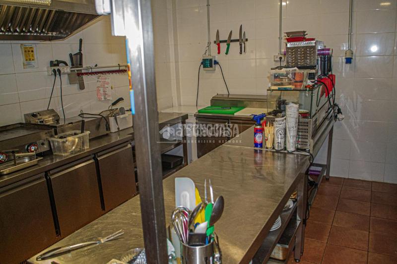 Foto c8f18067-b034-4e61-a319-af6f2d44425d. Local comercial a Los Cristianos Arona