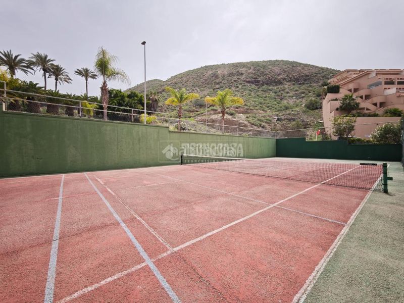 Foto 1ad2b205-b6bb-4ea8-b529-fecd34782ae9. Dúplex a Los Cristianos Arona