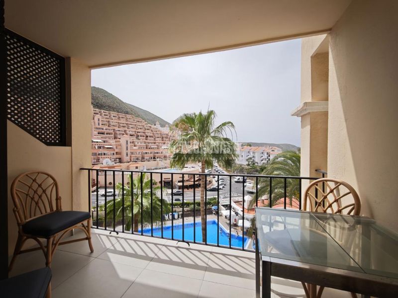 Foto 4c01d97b-54e7-48dd-8037-4878718a2819. Dúplex a Los Cristianos Arona
