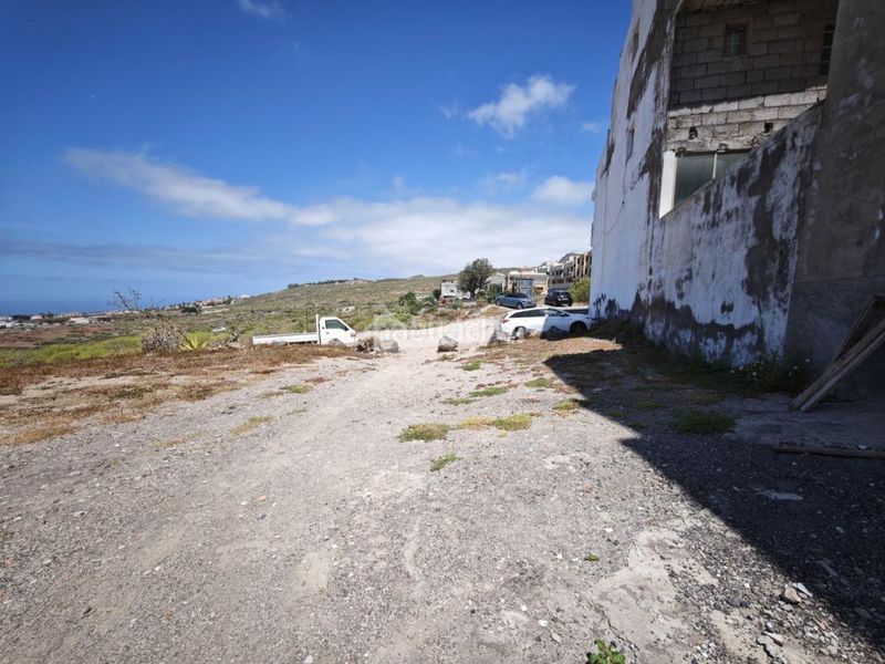 Foto b32df81c-824b-438d-b019-3a2beb7ee0c1. Terreny residencial a La Camella Arona