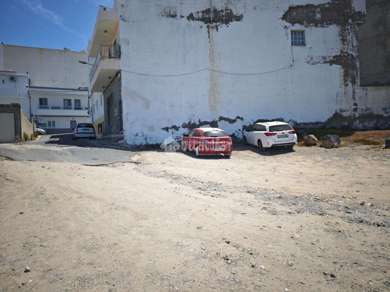 Foto d351b1a6-9872-4db1-94a4-0f0d60456077. Terreny residencial a La Camella Arona