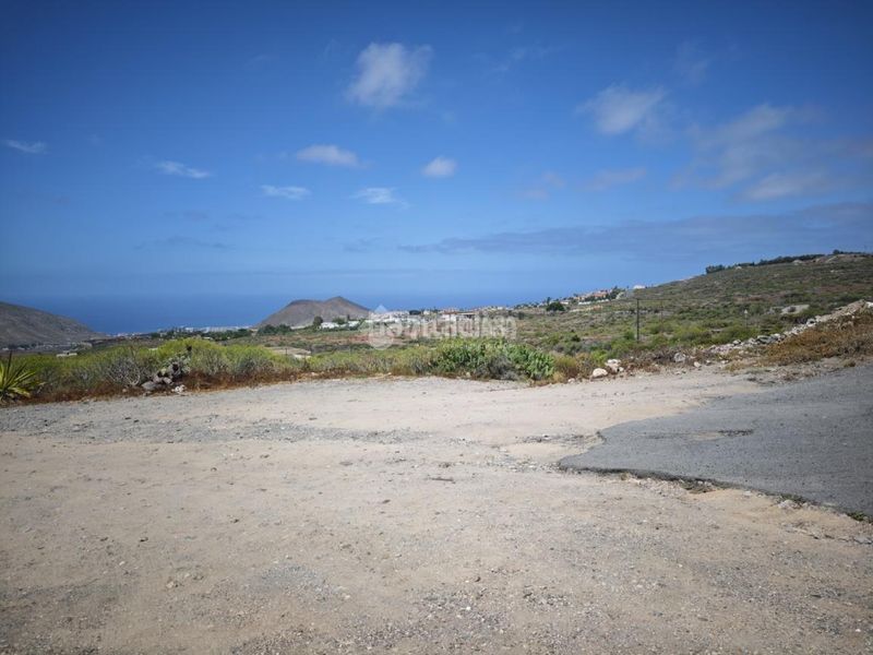 Foto f2ce513f-c5f2-4cb4-b97a-313a9f2aac4a. Terreny residencial a La Camella Arona