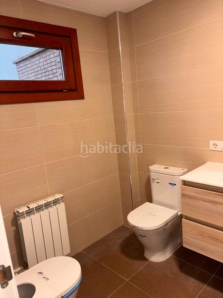 Foto e0570ec7-1908-45de-b1bc-8488d16e0f98. Casa adossada 418m<sup>2</sup> a carrer alzinar 22 a Torrefarrera