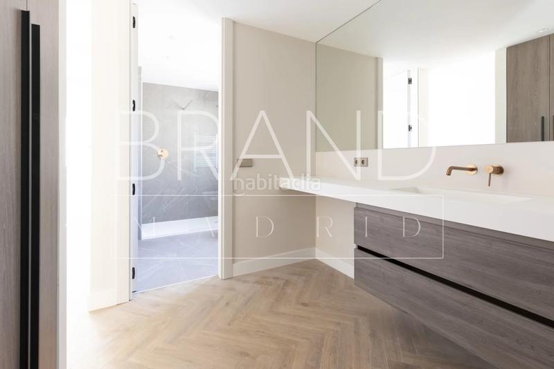 Foto 233745a6-e80b-4e8d-b26c-3bccb570f7e9. Appartement avec chauffage dans Guindalera Madrid