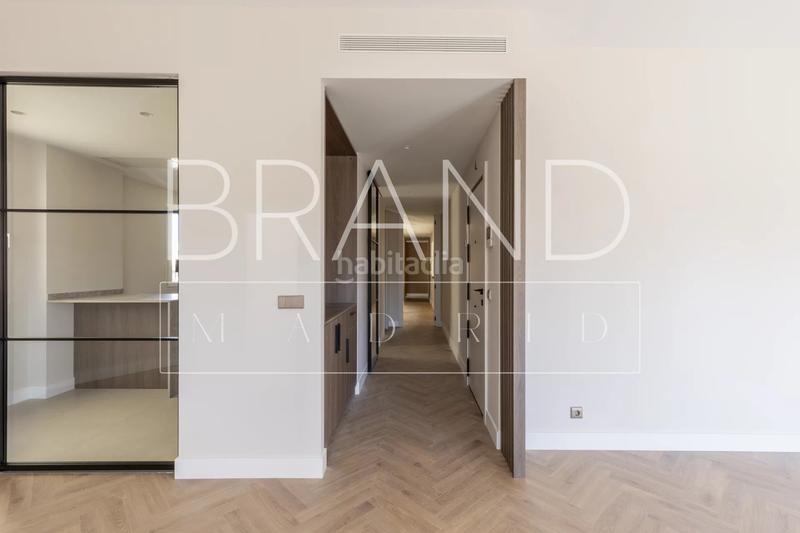 Foto 32654ac1-6257-409c-81c8-dfe271caf96f. Pis amb calefacció a Guindalera Madrid