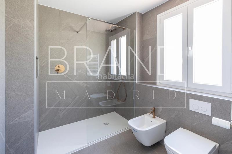 Foto a8f4b5cc-33ad-4253-a9c5-389e0ac5bde8. Piso en Guindalera Madrid