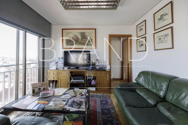 Foto a5cf00be-c894-4731-b989-66c08bd18530. Piso en Guindalera Madrid