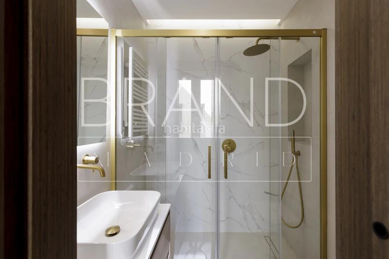 Foto 5a8917aa-24bb-4726-88c2-ca78db804b80. Etagenwohnung mit heizung in Recoletos Madrid