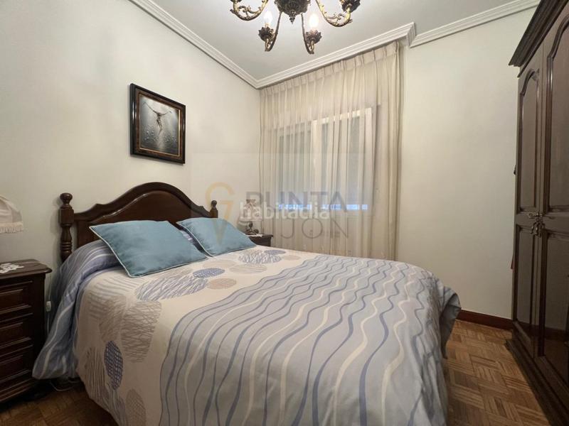 Foto a2bb5332-b802-4dd4-ace3-0b47ae7d57dd. Flat in Centro Gijón