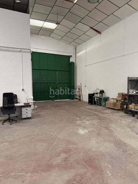 Foto 5266b1c2-5732-42ff-8d20-007e807fa9c8. Nau industrial a Centro Fuenlabrada