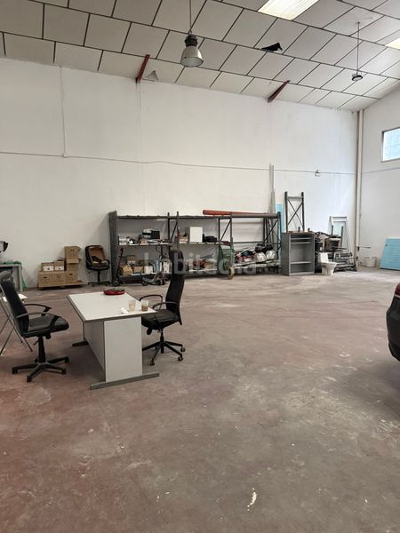 Foto e5d56073-0f1a-4d36-85ba-4261392cb74d. Nau industrial a Centro Fuenlabrada