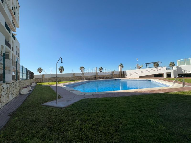 Foto 6cb56cb6-a4f2-4107-b876-3d5e437f2ba2. Pis amb aparcament piscina a Valdelagrana Puerto de Santa María (El)