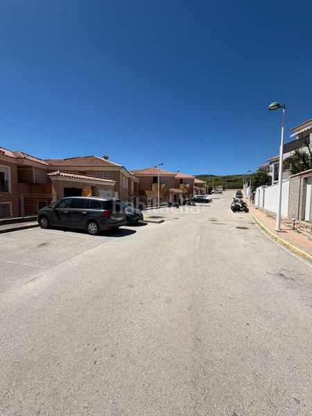 Foto 12335d02-b243-4433-91c5-6a75802bc10c. Pis amb aparcament a El Zabal-Santa Margarita Línea de la Concepción (La)