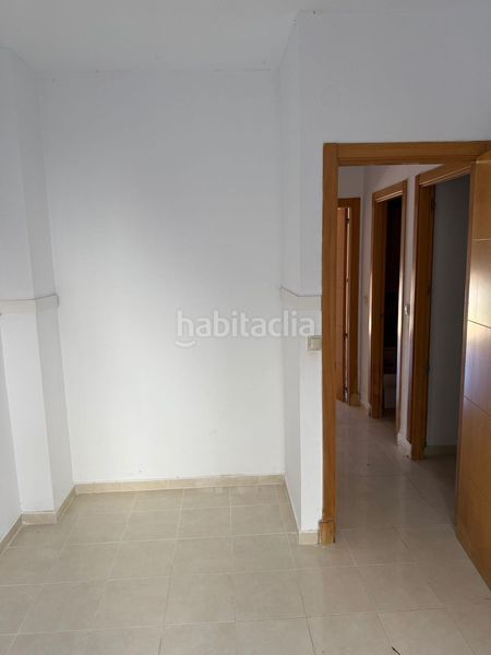 Foto d4d3e0fd-5e1c-4e02-80db-25028b473c3f. Pis amb aparcament a El Zabal-Santa Margarita Línea de la Concepción (La)