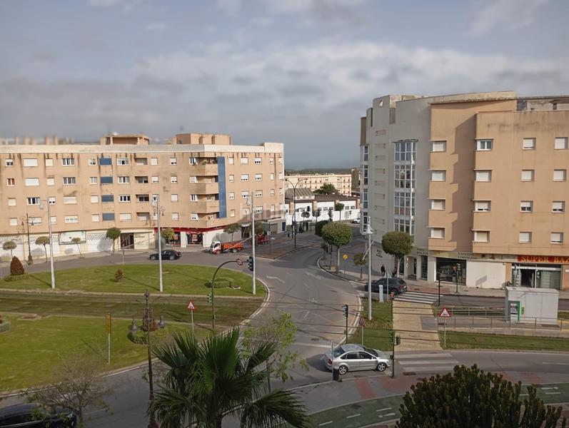 Foto 76ebc0ab-5bc2-4344-8d97-8854a87564fa. Appartamento in Barriada de Andalucía - Ardila San Fernando