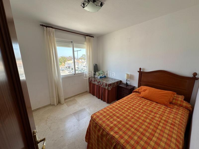 Foto e3eb9729-a6a1-4574-9379-cc9f68d82b6d. Piso vivienda luminosa con vistas a la bahía, piscina y plaza de garaje en San Fernando
