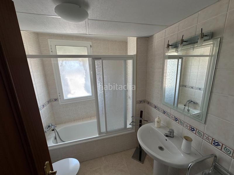 Foto e6f25c3f-20bf-4ac4-8efb-e27f993ca9d4. Piso vivienda luminosa con vistas a la bahía, piscina y plaza de garaje en San Fernando