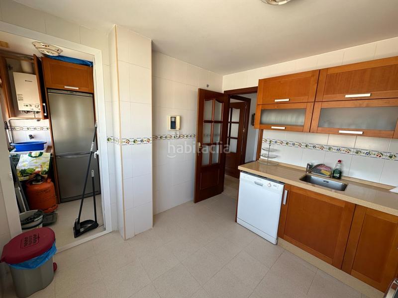 Foto fb34032a-501e-474b-bea5-0d5c3afa1817. Piso vivienda luminosa con vistas a la bahía, piscina y plaza de garaje en San Fernando