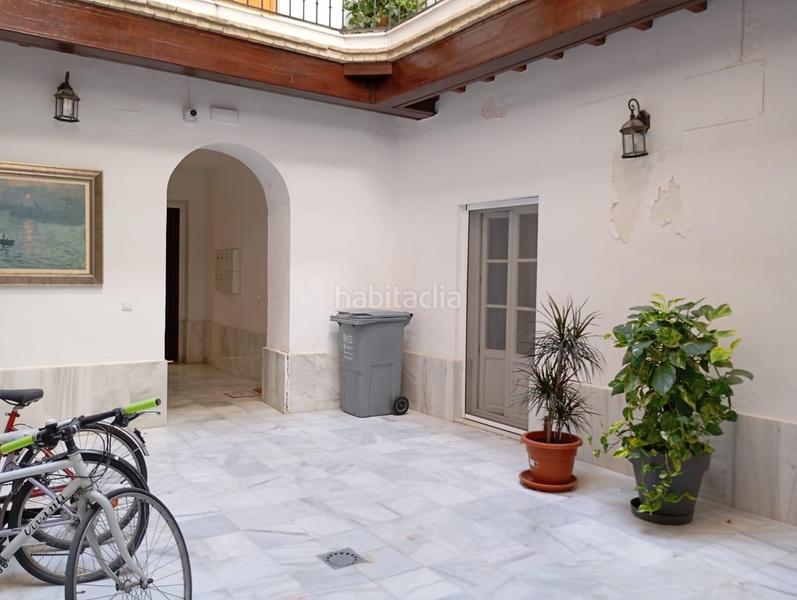 Foto 5a5d283e-2aec-4d57-aa83-a2eafd34accc. Apartamento  en zona ayuntamientocatedral en Cádiz