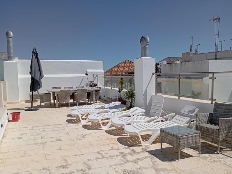 Foto bc6d3575-d19c-4601-9706-b754afbe76a6. Apartamento  en zona ayuntamientocatedral en Cádiz