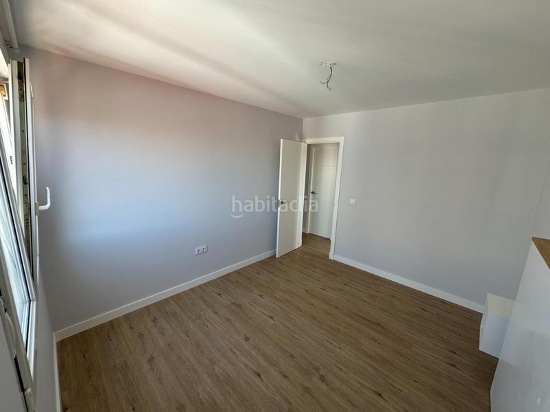 Foto 8e73772e-ac1b-47d8-8601-b4a1824e5ac2. Rent flat with heating in astilleros - la paz - loreto - el corte inglés Cádiz