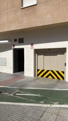 Lloguer Aparcament cotxe a Barriada de Andalucía - Ardila. Alquiler de plaza de garaje en avenida ponce de leon 1, san fern