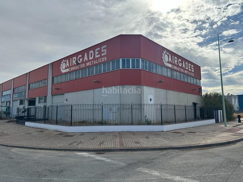 Foto 12ce509a-4576-424e-a525-5c7c458bf664. Capannone industriale in calle alfred nobel 22 in Puerto de Santa María (El)