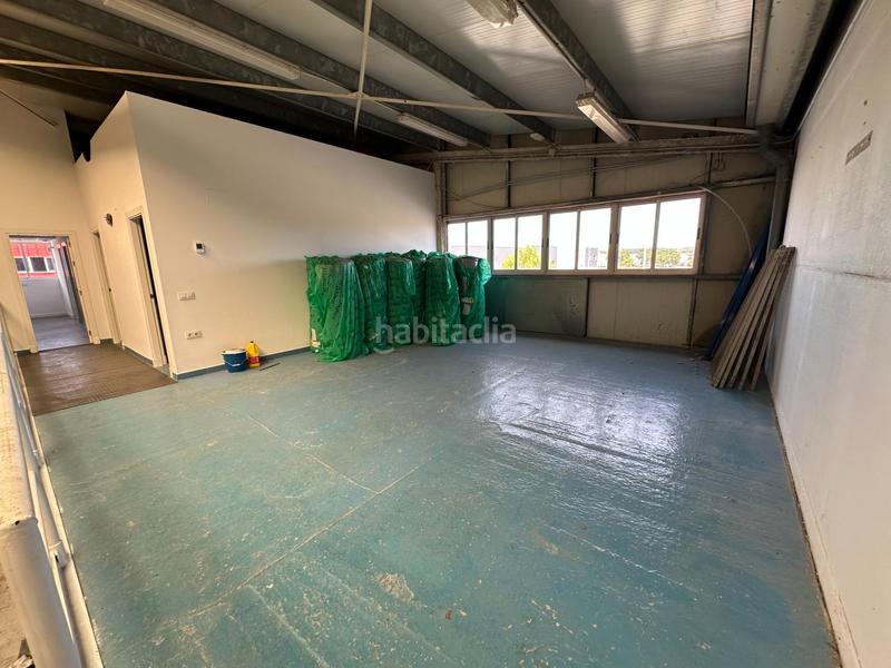 Foto 80b8a464-d7b1-4873-bae2-5697d188bee6. Capannone industriale in calle alfred nobel 22 in Puerto de Santa María (El)