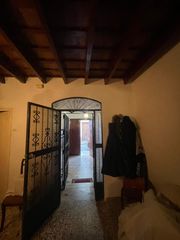 Reihenhaus in Olivares. Doñacasa ofrece magnifica casa de pueblo en olivares