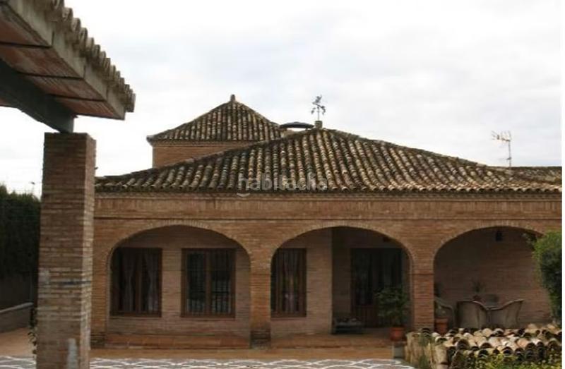 Foto a10fec88-cfa9-4ef6-aca6-adc50711b11c. Chalet doñacasa ofrece magnifico chalet en Salteras