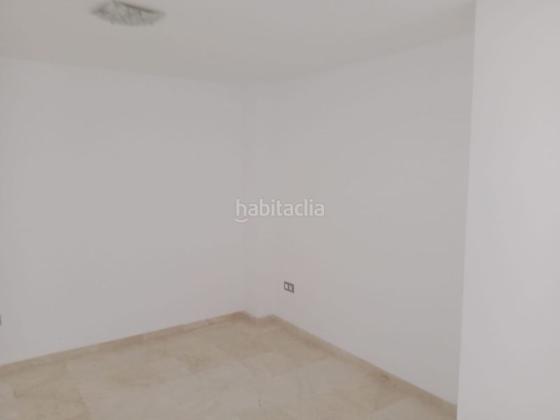 Foto 61180b57-b34b-44aa-bc50-ceb55c255a0b. Pis amb aparcament a Salteras