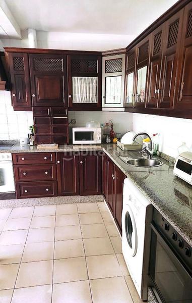 Foto 9ca70fa3-2848-442b-ba86-90782ad2a988. Chalet with fireplace heating parking pool in Villanueva del Ariscal