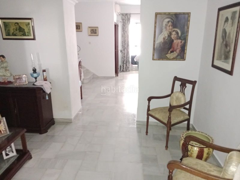 Foto 3ac932f0-96fc-4cb1-87a8-abc8de6d8230. Casa adossada a Olivares